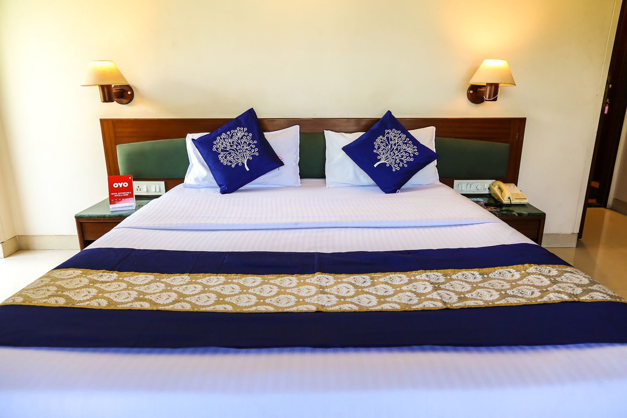 Hotel Lotus Pune Exterior photo